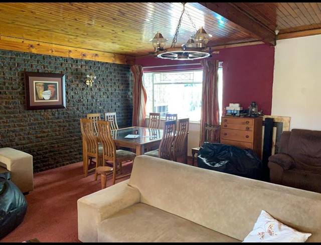 3 BEDROOM HOUSE FOR SALE IN WITFIELD